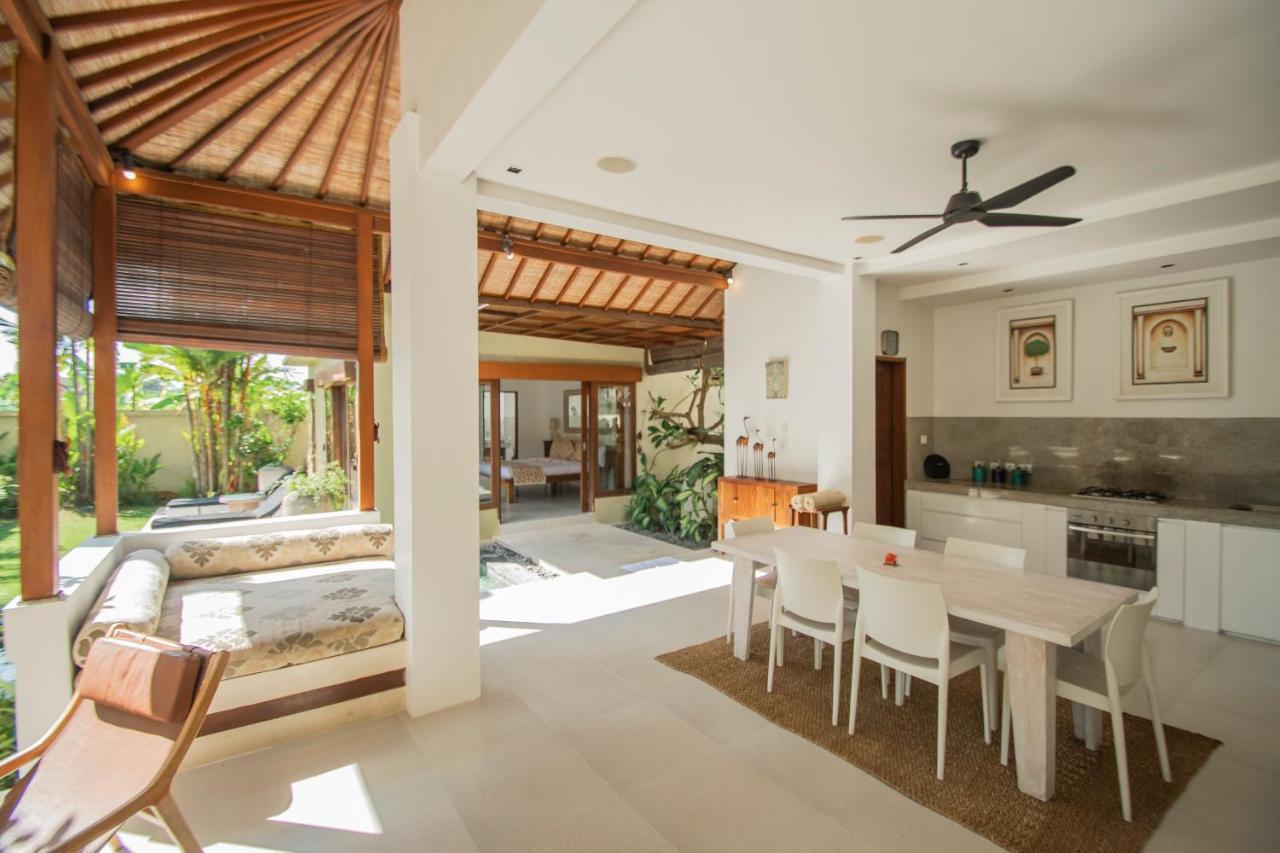 Villa Shanti, Sitara Villa Group Seminyak Buitenkant foto