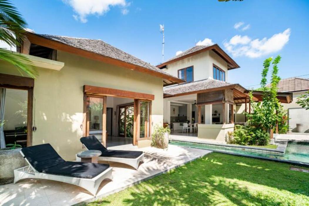 Villa Shanti, Sitara Villa Group Seminyak Buitenkant foto