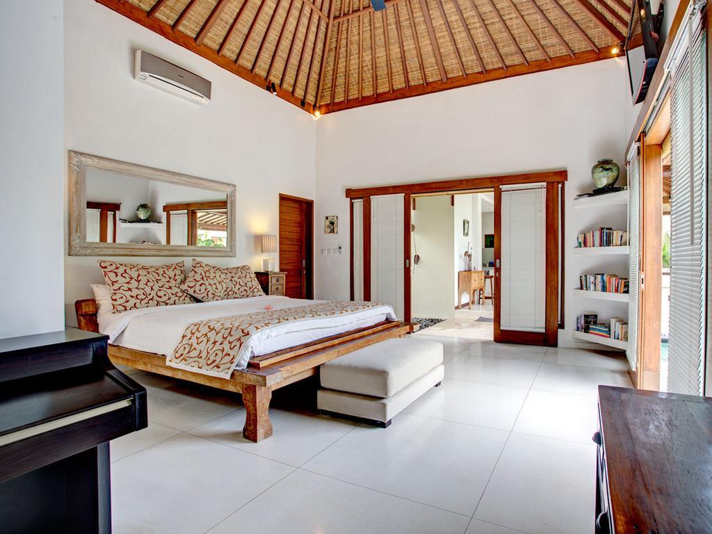 Villa Shanti, Sitara Villa Group Seminyak Buitenkant foto