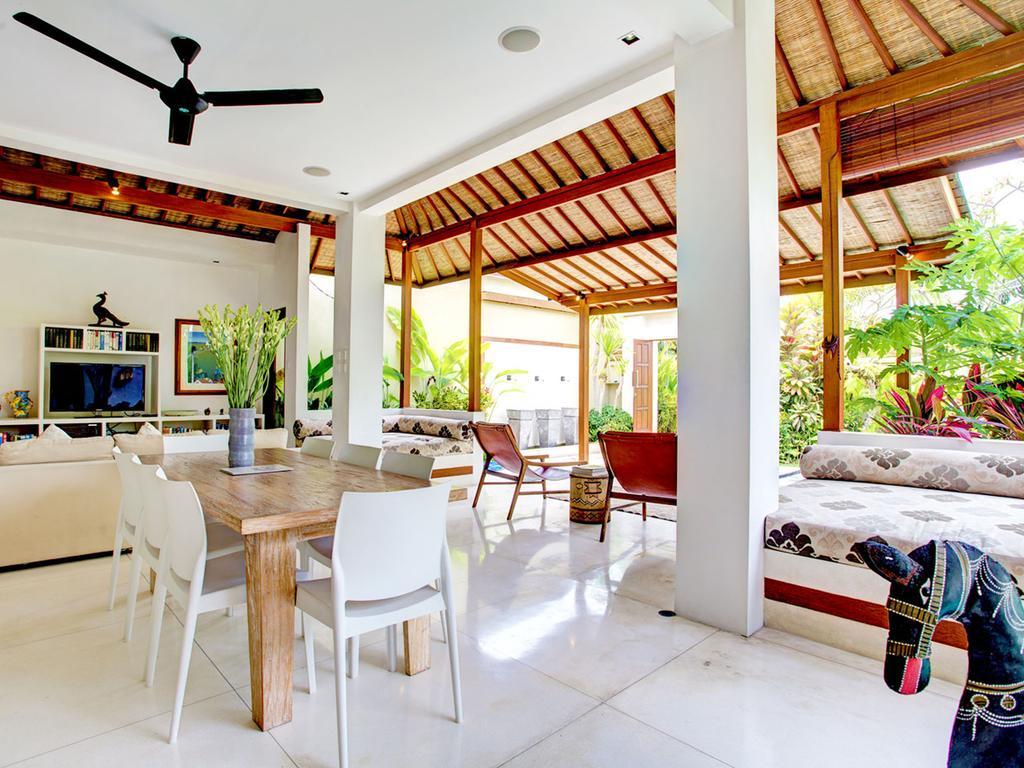 Villa Shanti, Sitara Villa Group Seminyak Buitenkant foto