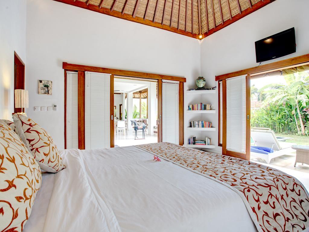 Villa Shanti, Sitara Villa Group Seminyak Buitenkant foto